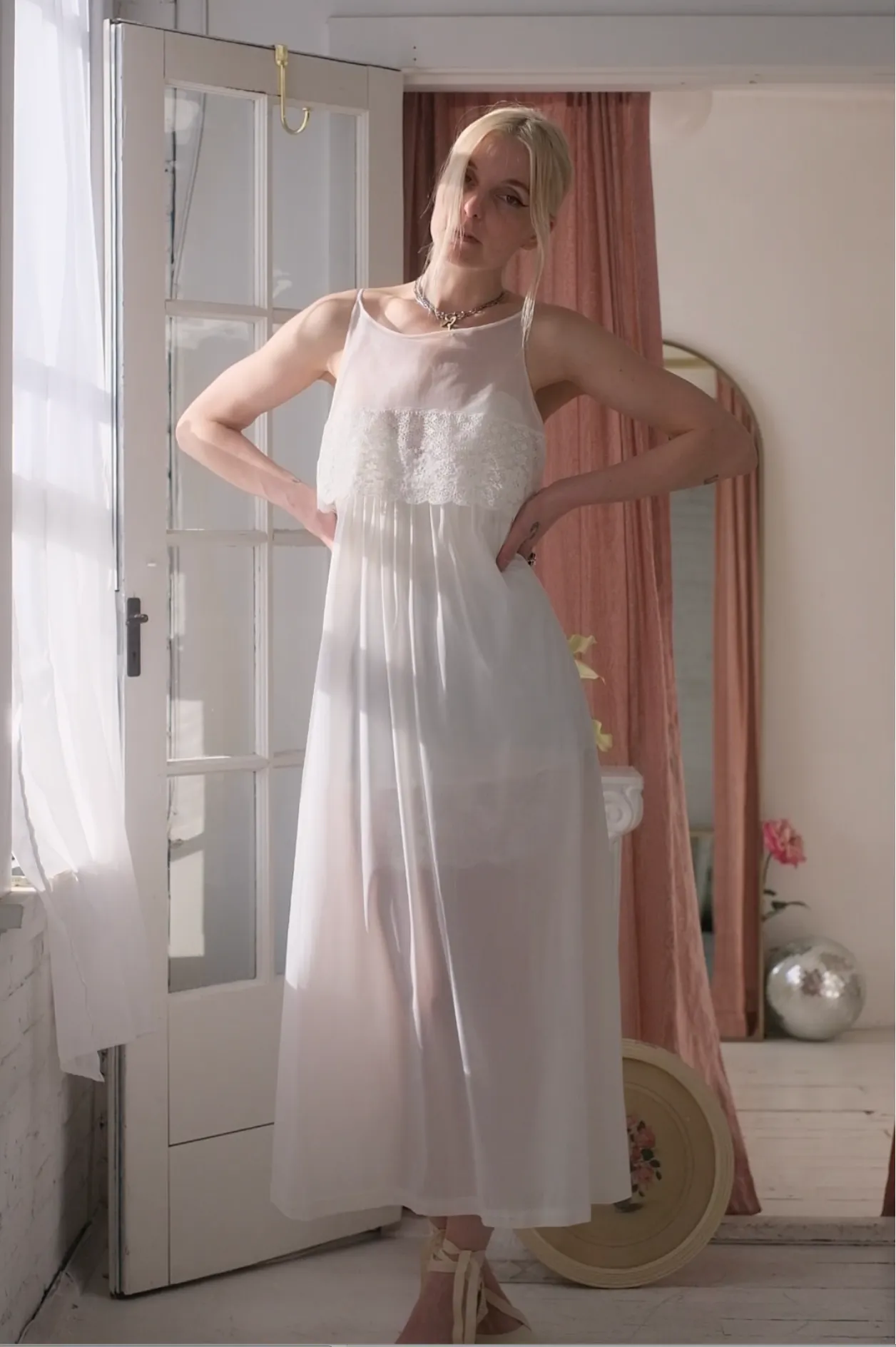 1960s Ethereal Daisy Gown