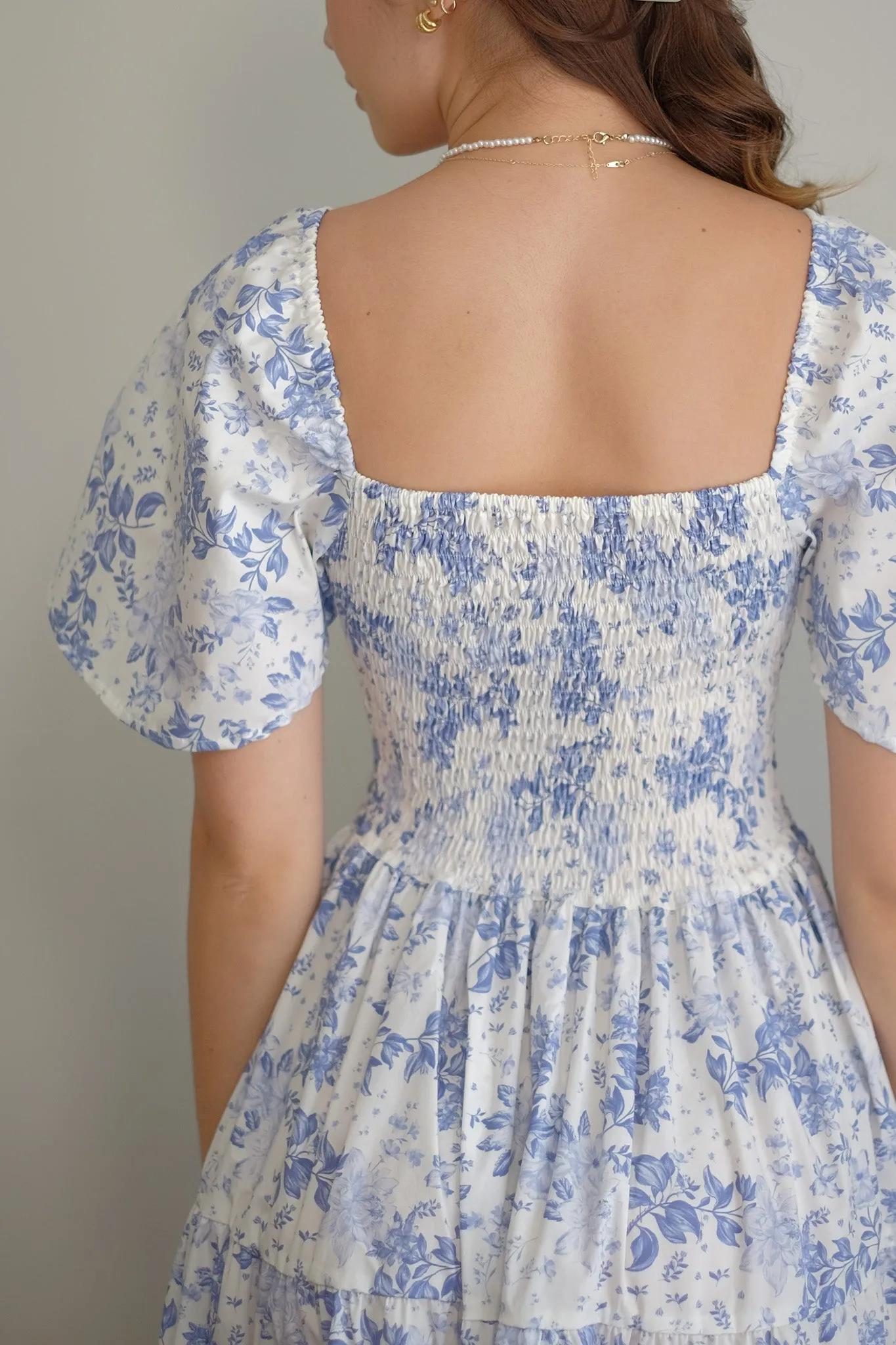 Barbara Midi dress - blue rose floral