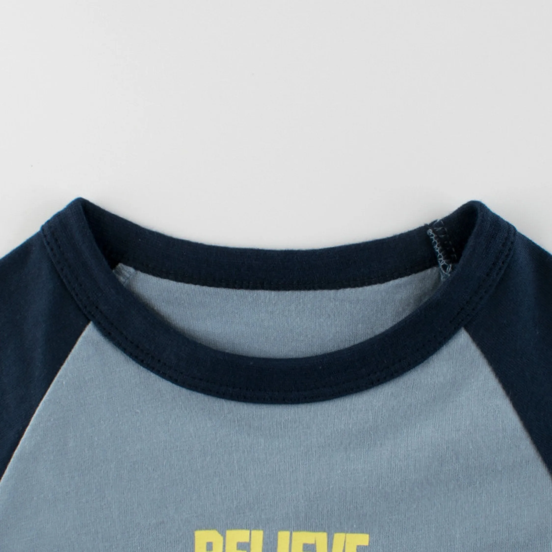 Believe Good Things Will Happen' Round Neck Tee Shirt ,Slate Gray