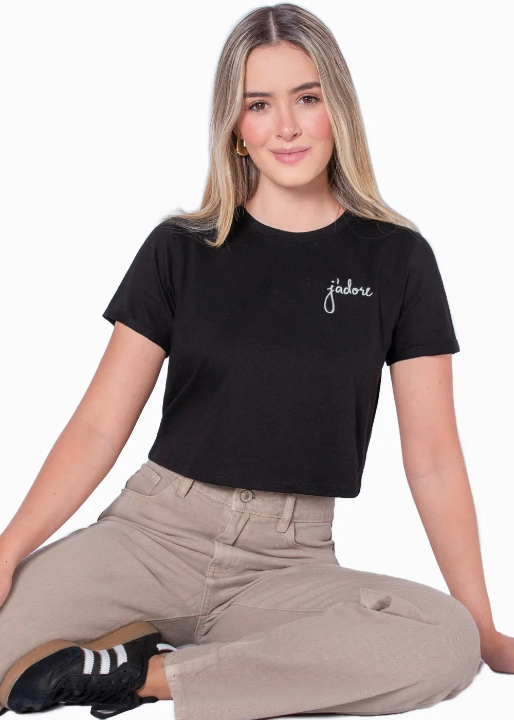 Camiseta corta con estampado bordado "J'adore" - OBELIA