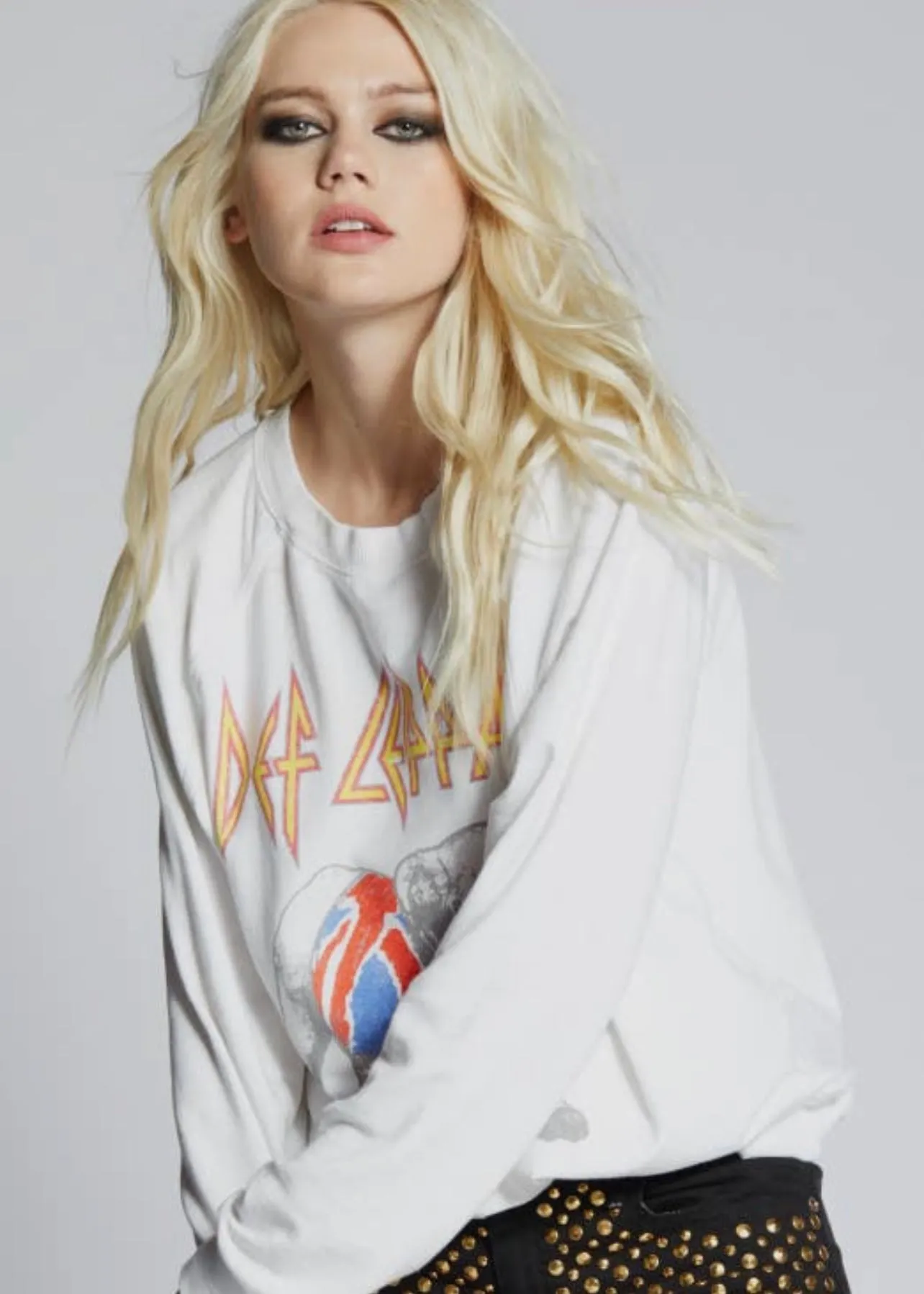 Def Leppard Bulldog Sweatshirt