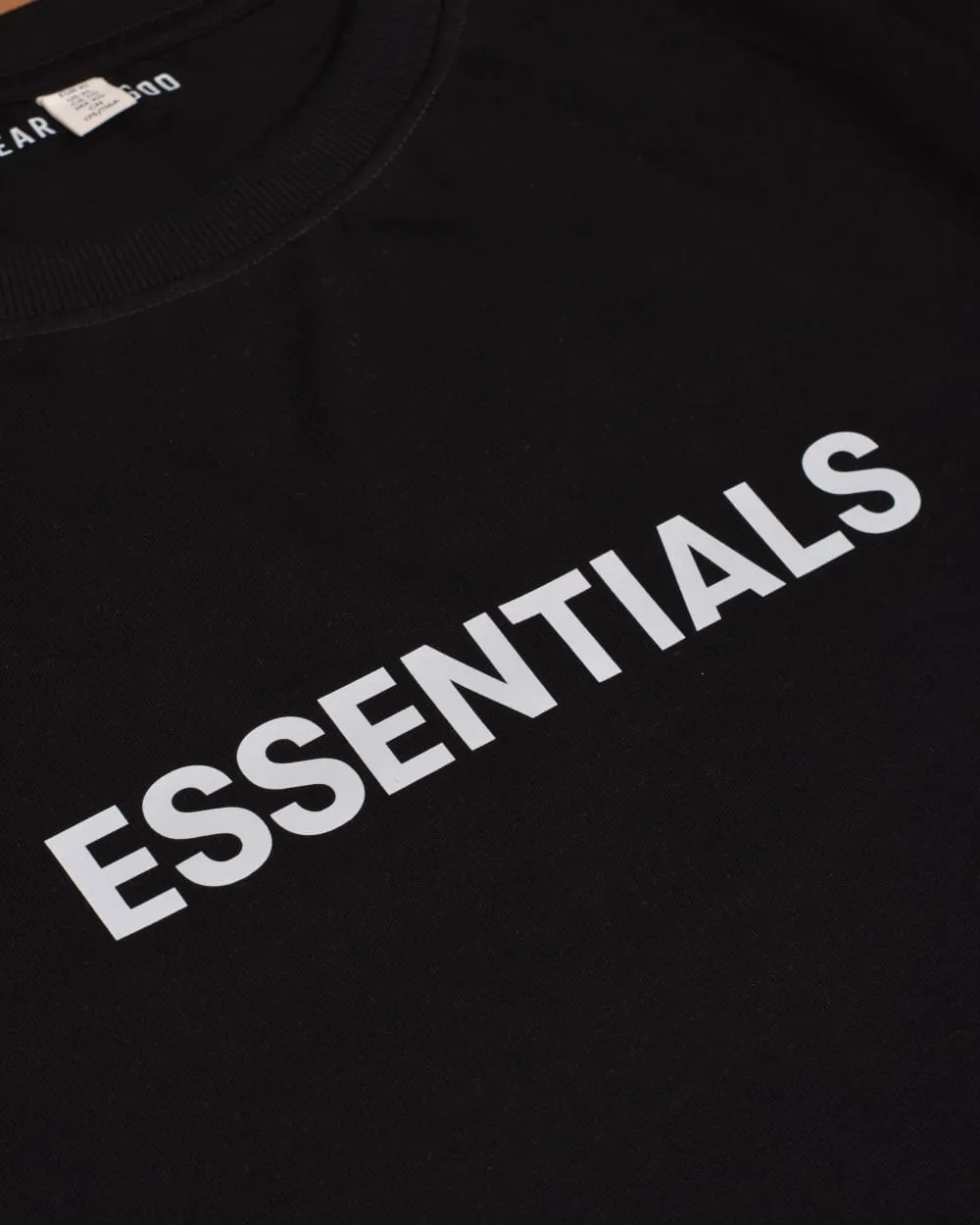 FEAR OF GOD ESSENTIALS  T-SHIRT BLACK