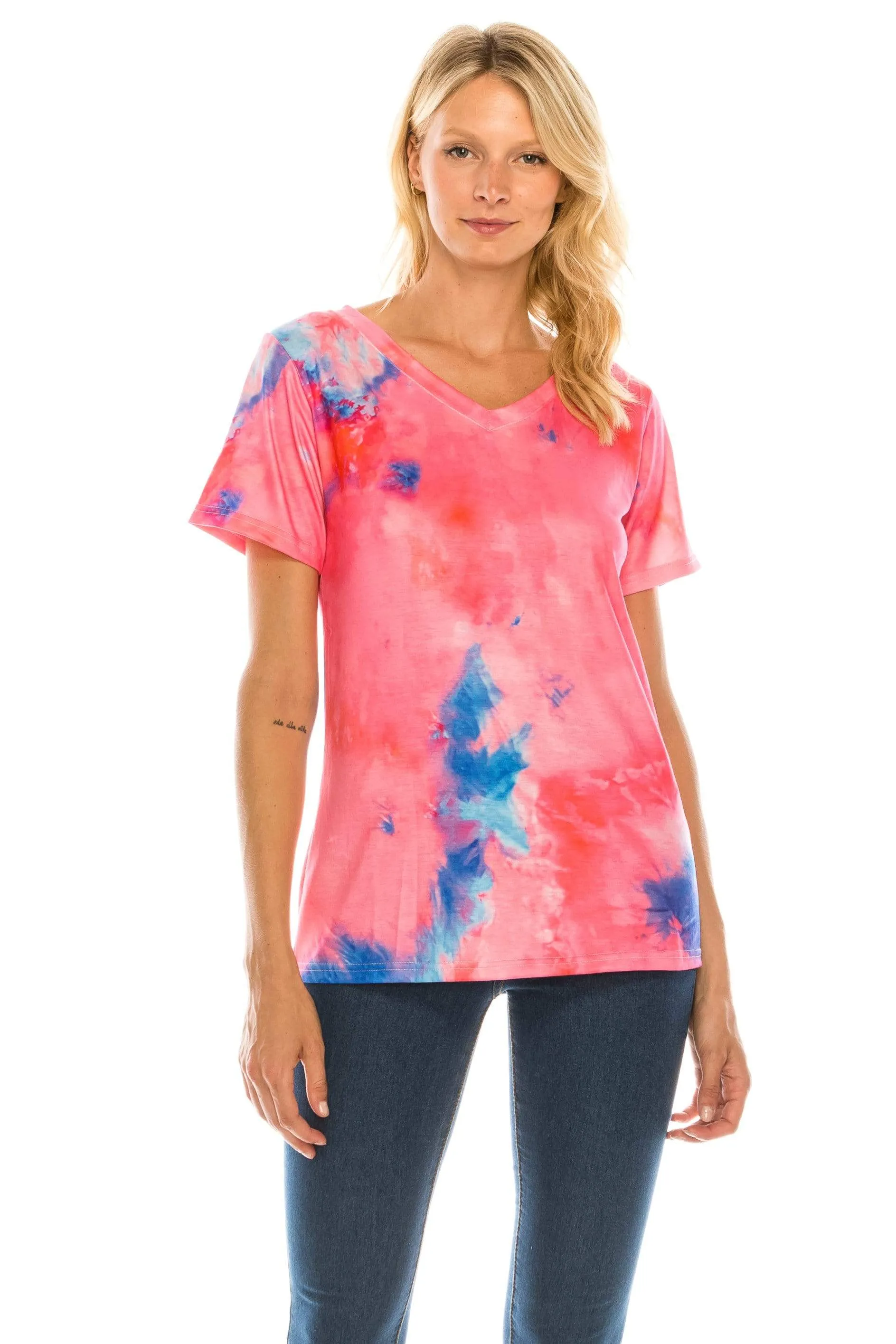 Haute Edition Women's V Neck Tie Dye Prints Tee