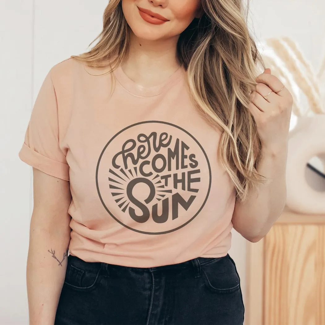 Here Comes The Sun Solid Graphic T-Shirt - SU155