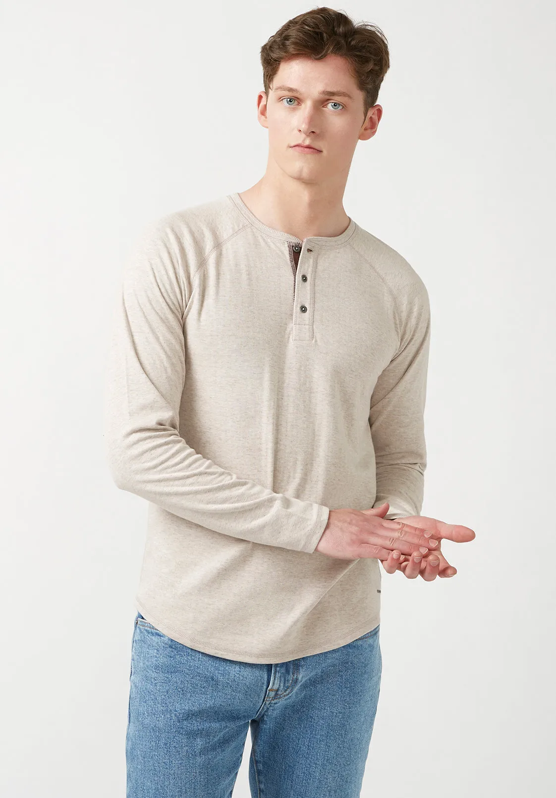 Kariver Men's Long-Sleeve Henley Top in Milk - BM24026