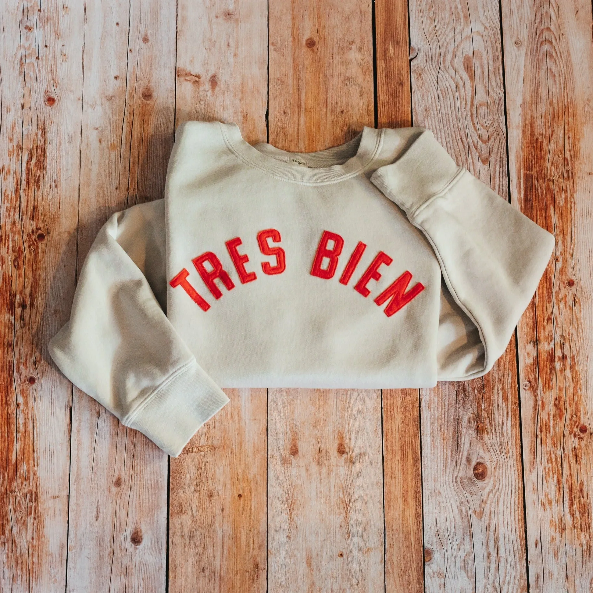 TRES BIEN Sweatshirt