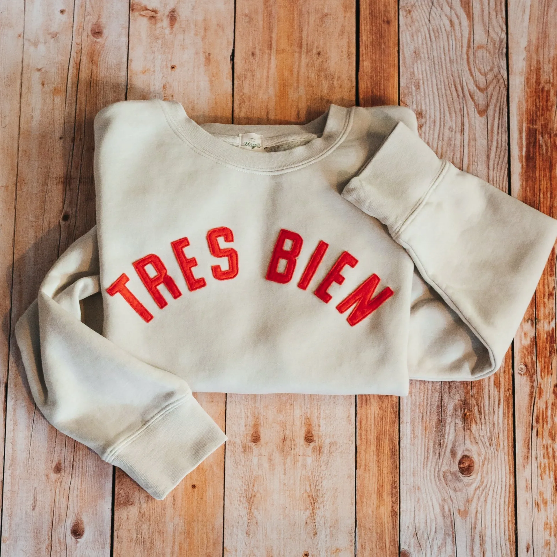 TRES BIEN Sweatshirt