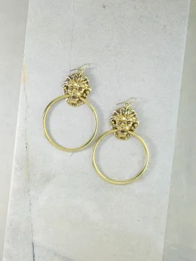 Vanessa Mooney The Vandal Door Knocker Earrings Gold